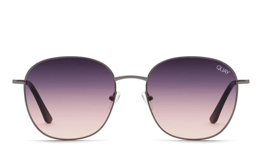Quay Jezabell Sunglasses Gun/Navy Peach – kk-shineon - Main Image